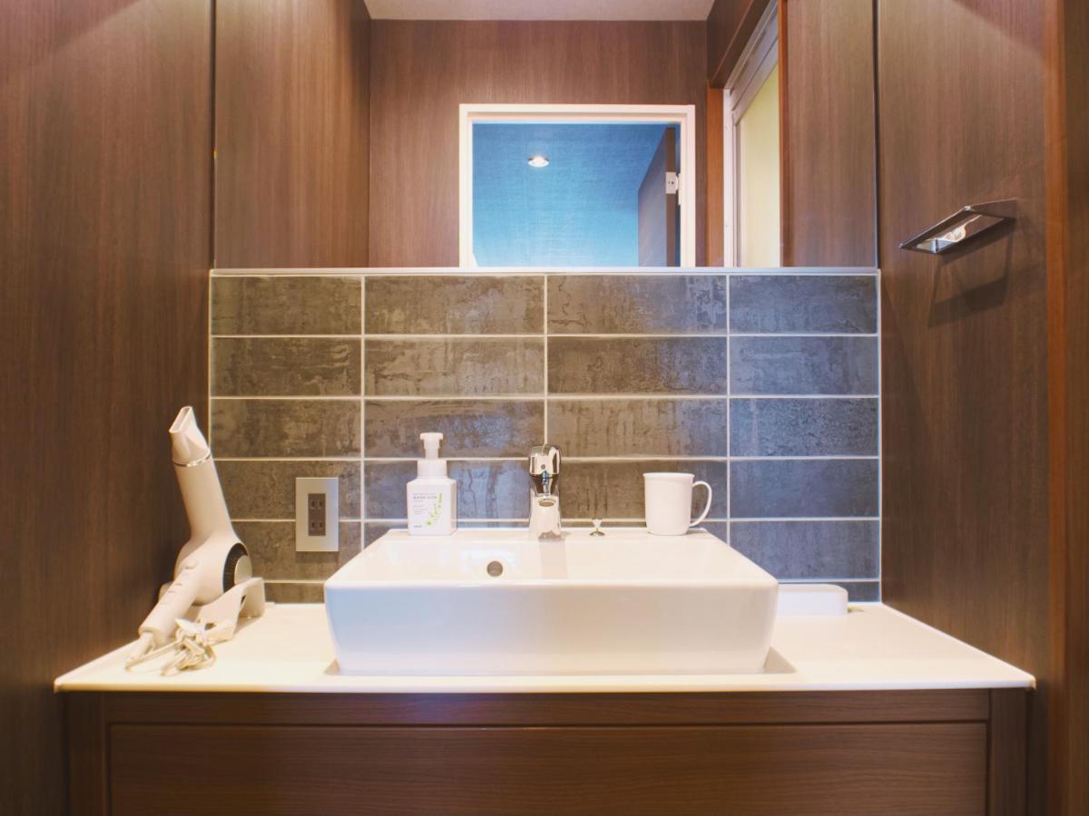 Grand Base Hakata Bay Aparthotel Fukuoka  Eksteriør bilde